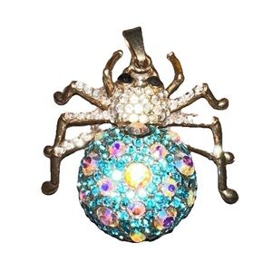 Betsey Johnson Fat Spider Pendant Creepy Crawler Halloween Teal Blue Crystal